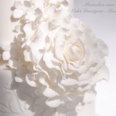 Pure white wedding cake Pure white wedding cake
