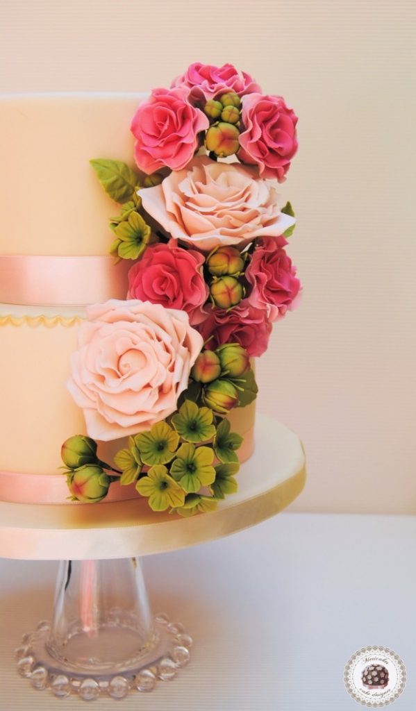 Spring bouquet wedding cake2