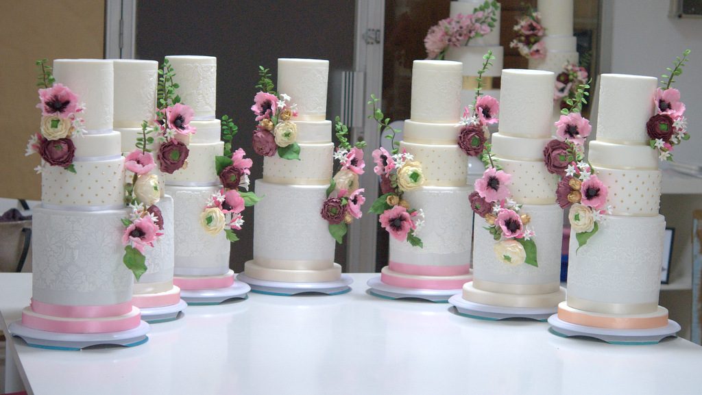 master-class-love-is-in-the-cake-curso-reposrteria-creativa-tartas-de-boda-wedding-cake-tartas-decoradas-fondant-mericakes-sugarcraft-flores-25
