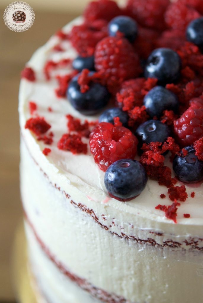 naked-cake-layer-cake-red-velvet-mascarpone-limon-swiss-buttercream-frutos-del-bosque-cosmopolitan-blueberry-raspberry-mericakes-wedding-cakes-tartas-barcelona-pastel-tarta-de-boda