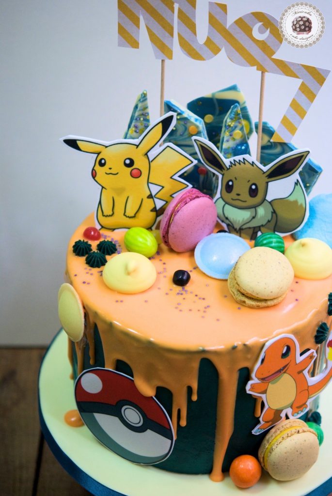 drip-cake-pokemon-pikachu-bulbasaur-charmander-tartas-decoradas-mericakes-barcelona-macarons-chocolate-pastel-de-cumpleanos-tartas-personalizadas-3