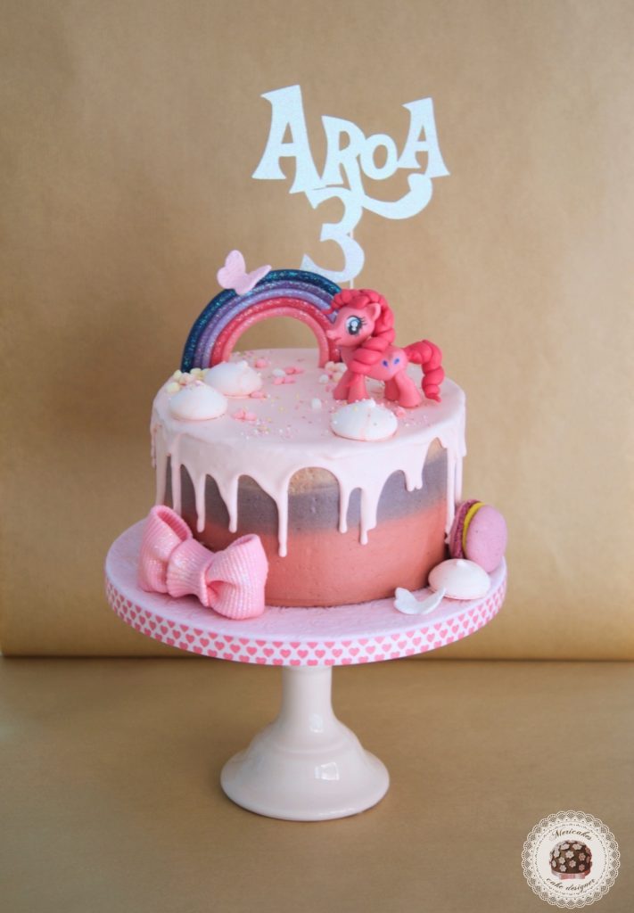 drip-cake-tartas-decoradas-my-little-pony-pinkie-pie-mi-pequeno-pony-mericakes-chocolate-meringue-kisses-pink-cake-pastel-de-cumpleanos-tartas-personalizadas-reposteria-creativa-2