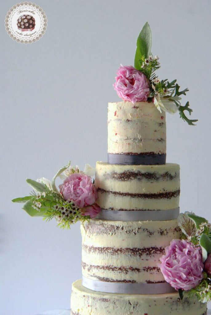 Fresh Peony Wedding Naked Cake - Tarta de Boda