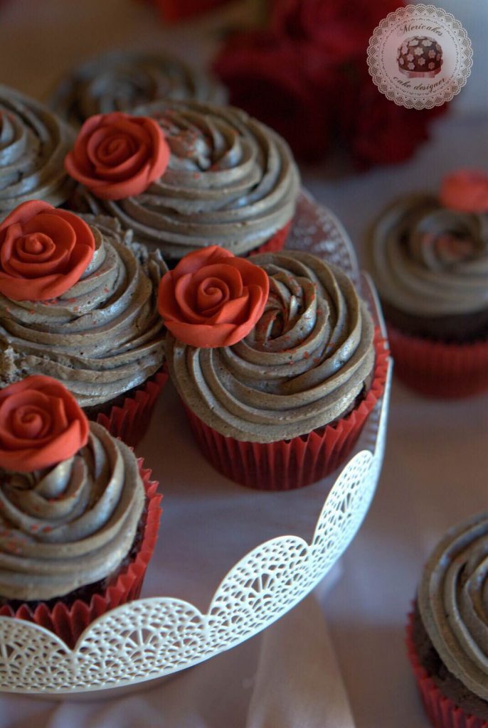 naked-cake-wedding-cake-tarta-boda-layer-cake-barcelona-boda-pastel-boda-red-velvet-red-roses-flores-mericakes-11