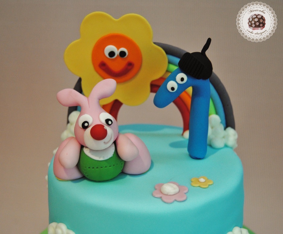 Tarta Baby tv para Abril - Mericakes - Cake Designer
