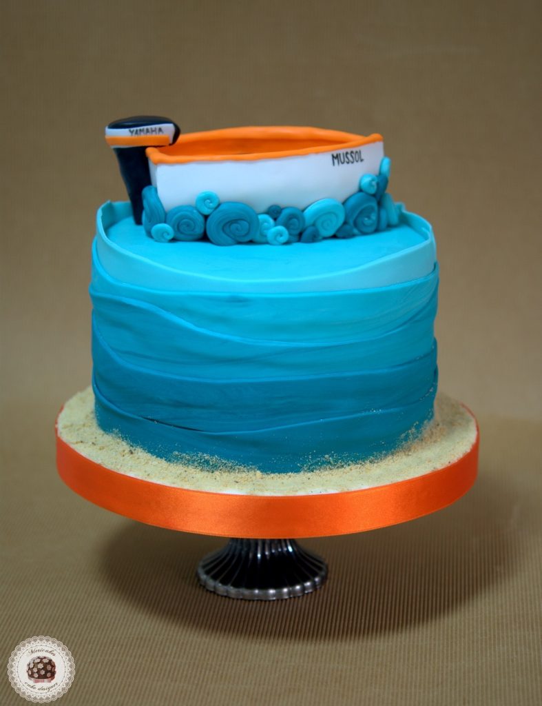 tarta-barca-boat-cake-pastel-mericakes-barcelona-tartas-personalizadas-fondant-vaixell-cumpleanos-reposteria-creativa-sugarcraft-ruffle-ombree-cake-degradado