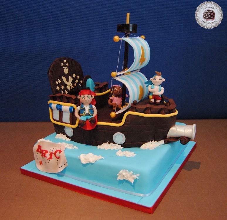jake-y-los-piratas-fondant-sugarcarft-mericakes-barcelona-tarta-pastel-tartas-barcelona-piratas-neverland-barco-pirata-mapa-del-tesoro-cakes-for-kids