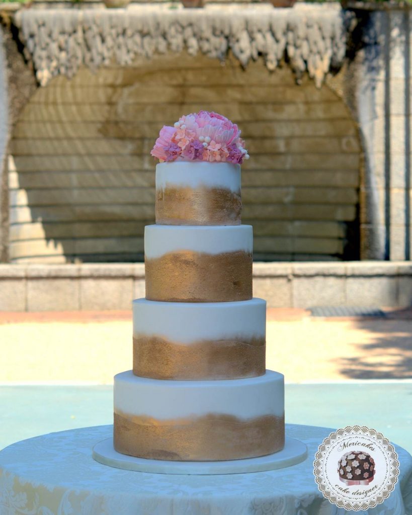 Peony & Gold Wedding Cake -Tarta de boda