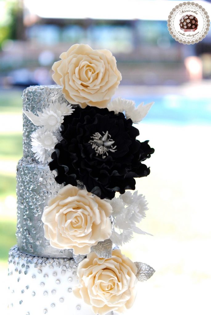 wedding-cake-mericakes-cake-designer-sugarart-fairmont-hotel-fondant-silver-lentejuelas-rose-peony-black-white-barcelona-bridal-cake-chocolate-red-velvet