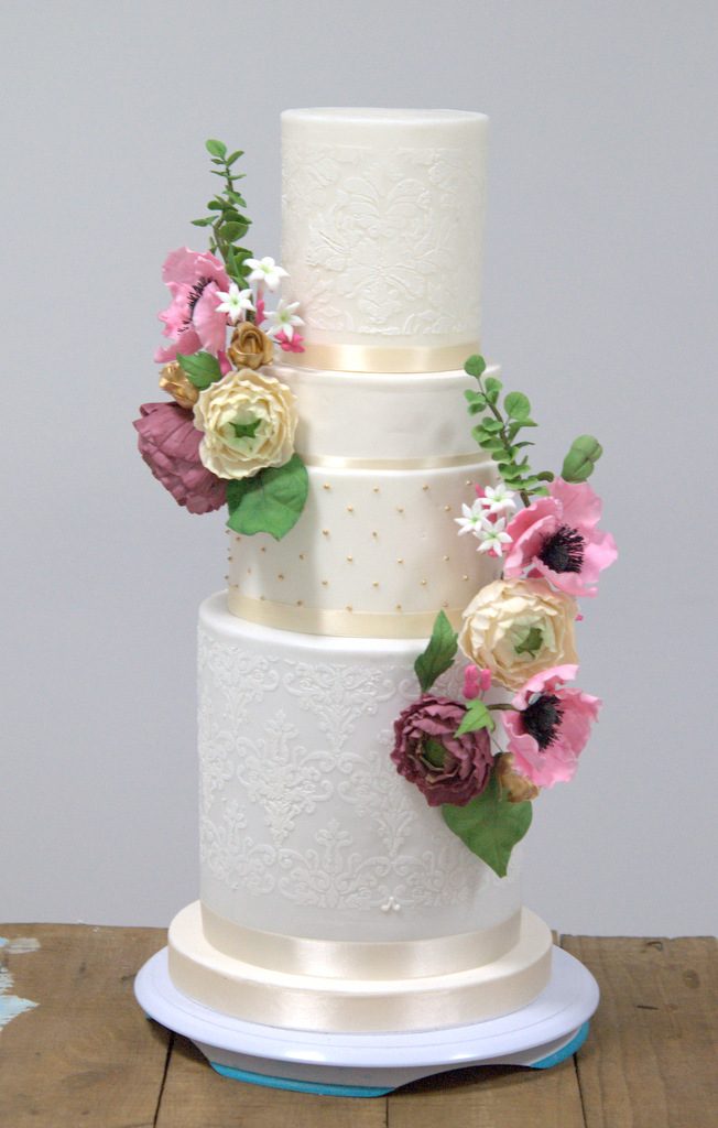 master-class-love-is-in-the-cake-curso-reposrteria-creativa-tartas-de-boda-wedding-cake-tartas-decoradas-fondant-mericakes-sugarcraft-flores-30