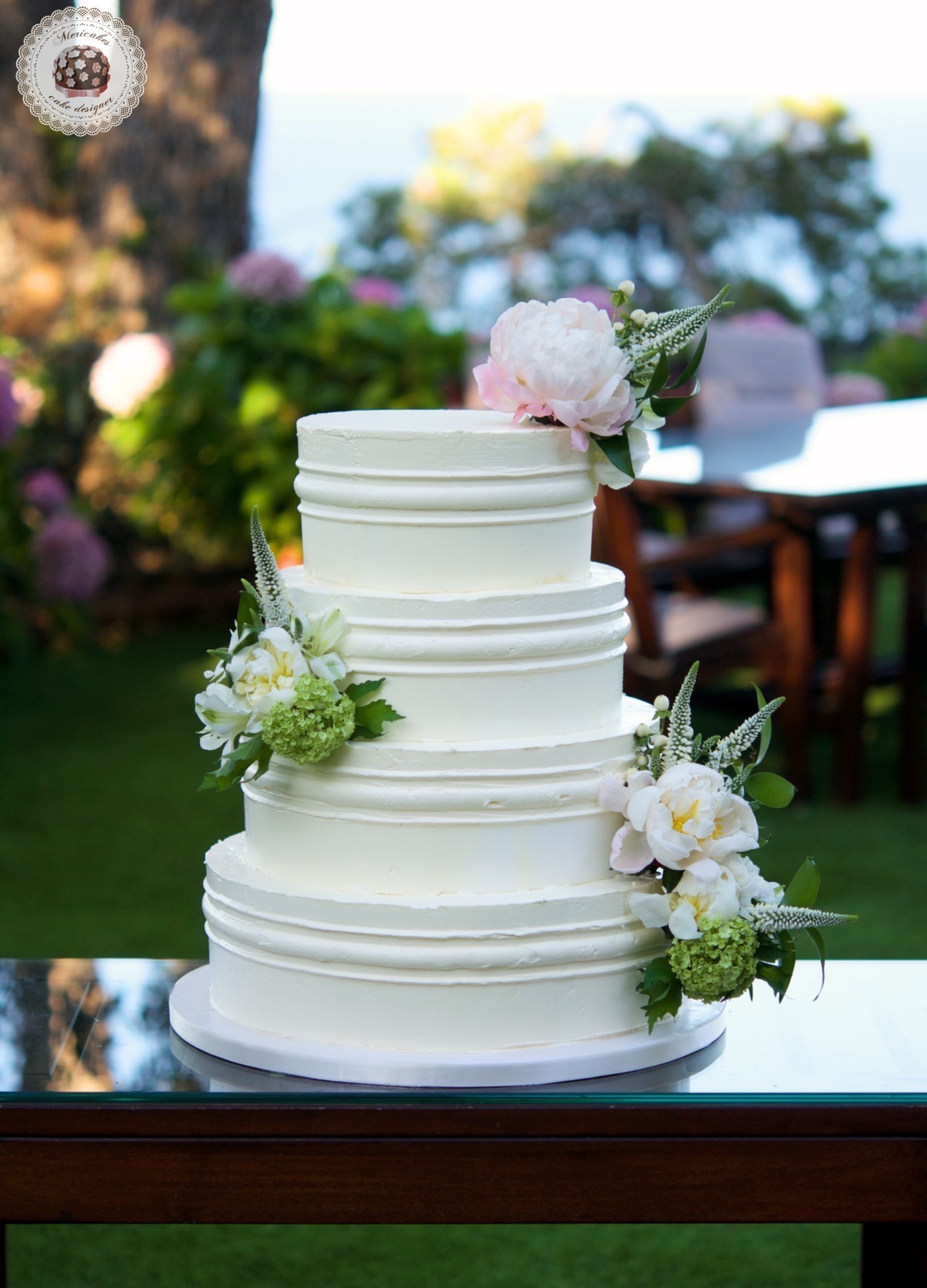 Cream cake, wedding cake, tarta de boda, swiss buttercream, mericakes, convent de blanes, mediterranean sea, flowers cake, red velvet, spain wedding, peony 1