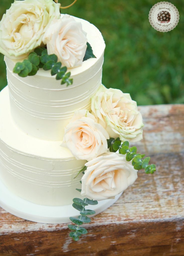 Romantic Wedding Cake, cream cake, tarta de boda, mericakes, barcelona, rosas, cake topper, eucalipto, spain wedding 3