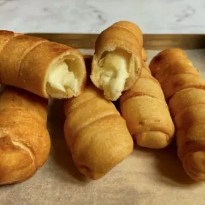 Tequenos venezolanos