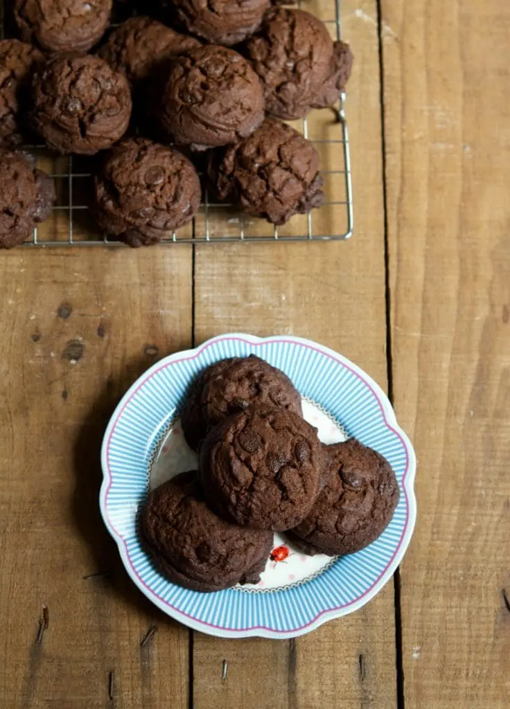 chocolate chip cookies