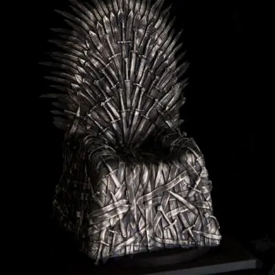 Iron throne cake, tarta trono de hierro, game of thrones cake, tarta juego de tronos. mericakes, 3d cake, devils food, tarta personalizada, tartas barcelona, pastel chocolate.5