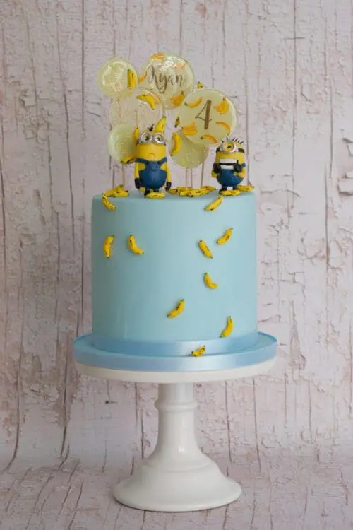 Minions Cake