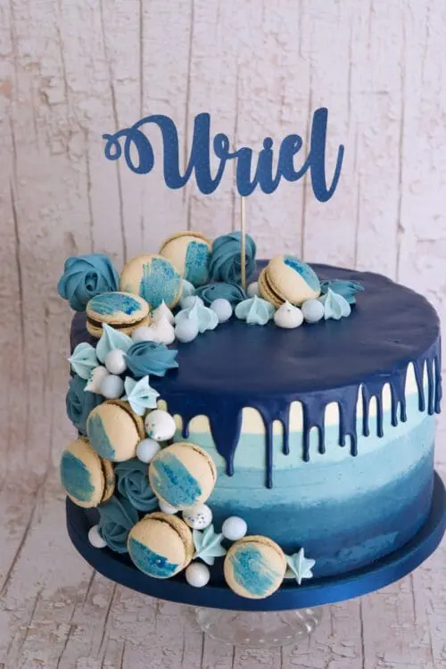 Tarta primera comunion, christening cake, drip cake, tartas personalizadas barcelona, mericakes, tarta chocolate, tarta macarons, 1