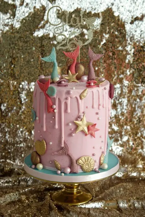 Under the sea Drip Cake