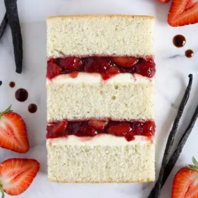 cotton Cake con fresas y mascarpone