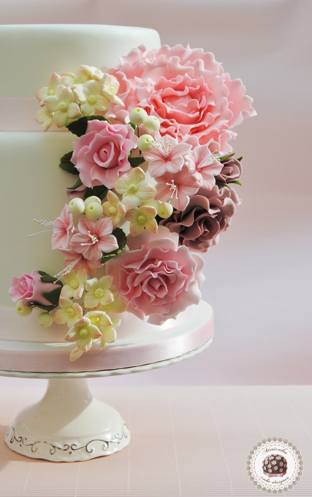 Fuera secretamente complicaciones Spring flowers Wedding Cake - Mericakes - Cake Designer