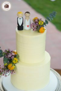 Cream wedding cake