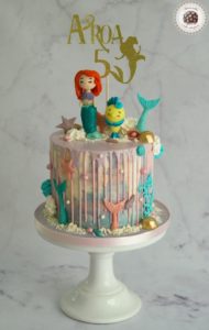 Sirenita Drip Cake