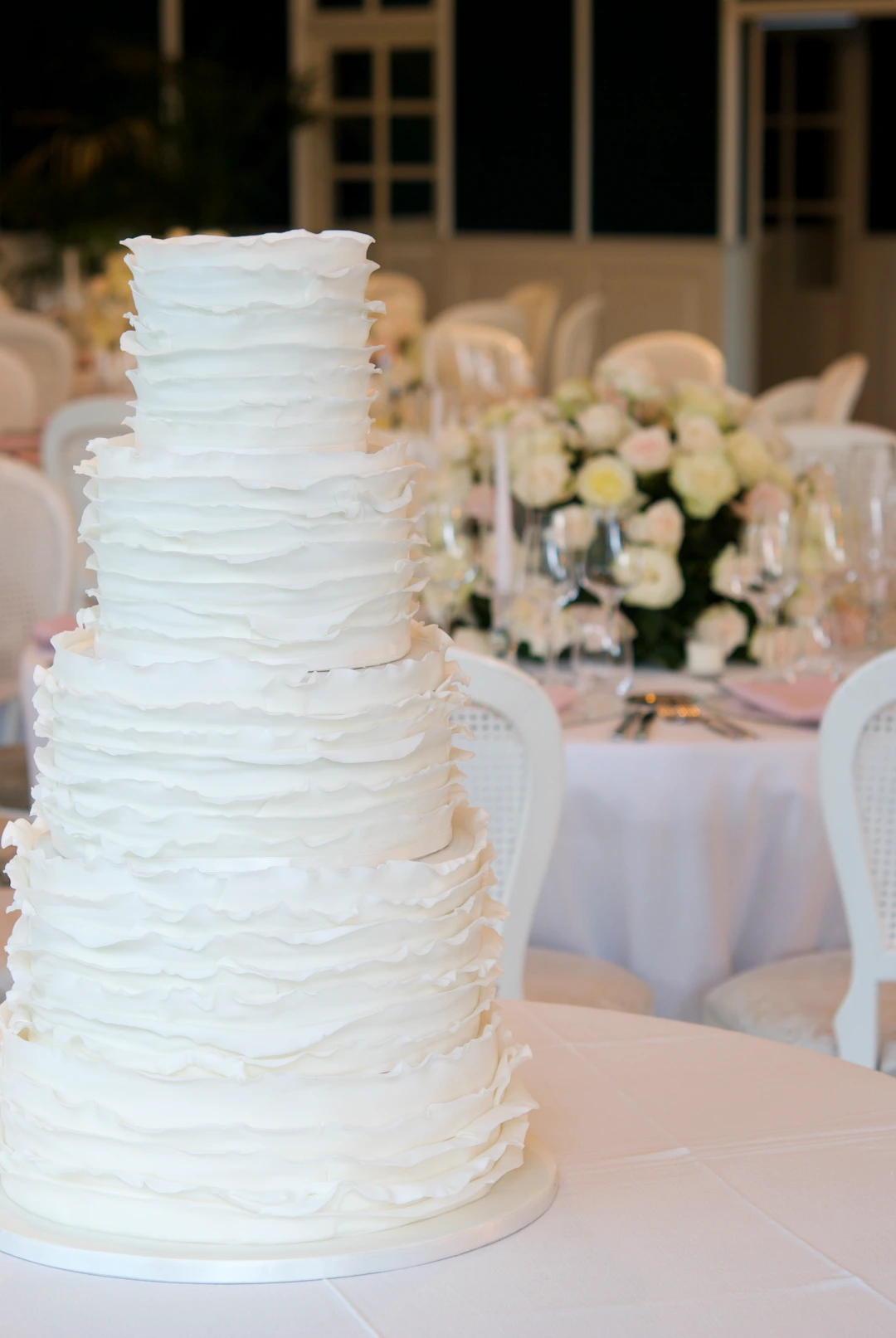 Ruffle Lovers Wedding Cake