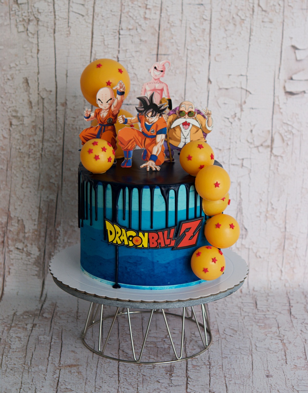 Dragon ball cake, bola de drac, tarta dragon ball, Goku, Krilin, drip cake,  mericakes, barcelona cake, kame sennin, majin boo, 1 - Mericakes - Cake  Designer