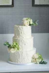 Rustic Cream and flowers Wedding Cake