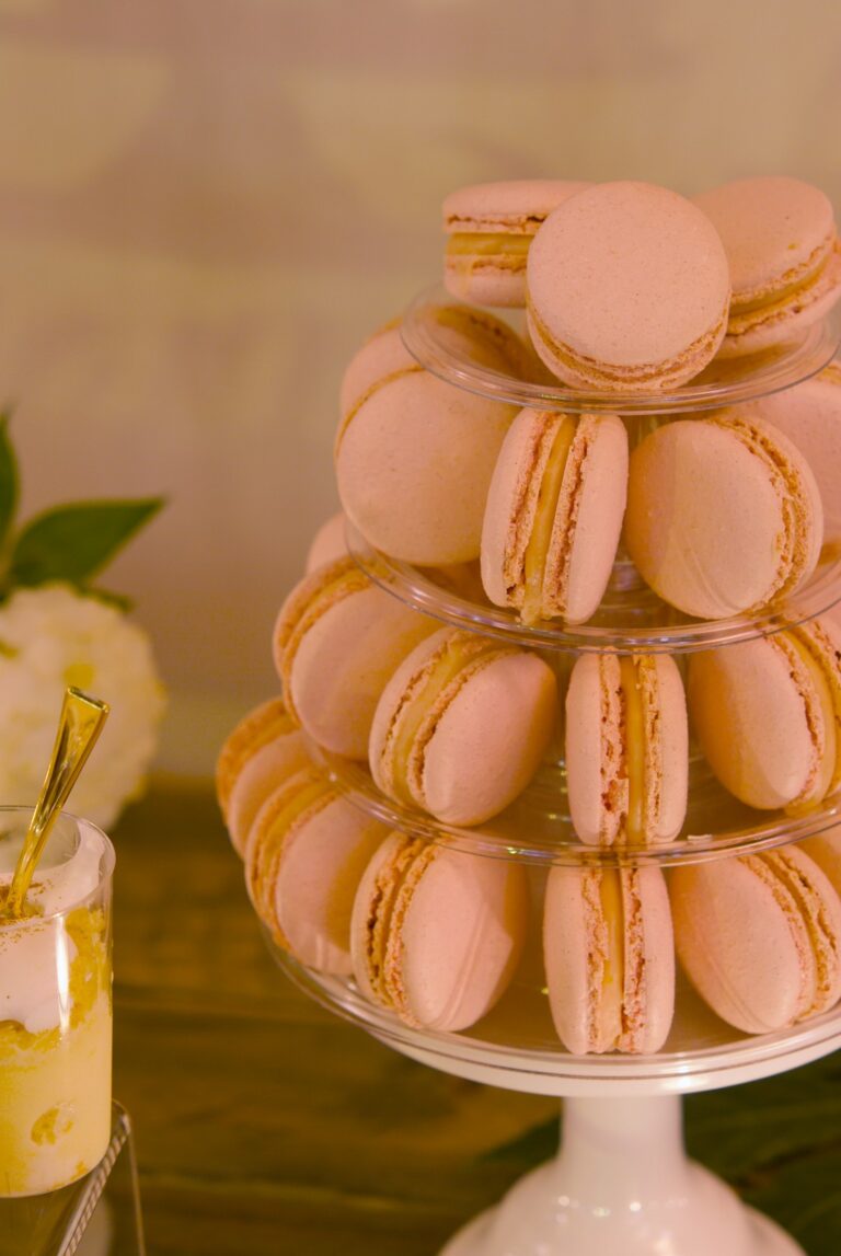 torre macarons mesa dulce