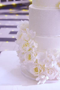 Sugar flowers wedding cake