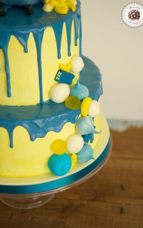Drip Minion Cake, Minions, tarta, bithday cake, mericakes, chocolate, barcelona, padel 1