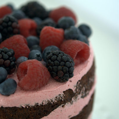 el-mago-de-oz-brownie-tarta-cake-pastry-frambuesas-queso-mericakes-barcelona-naked-cake