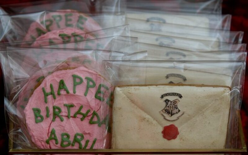 Ravenclaw sweet table