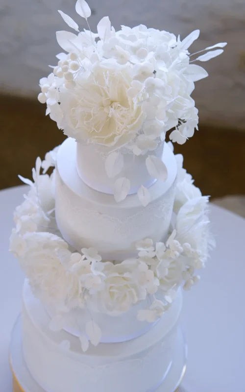 Lace Garden wedding cake