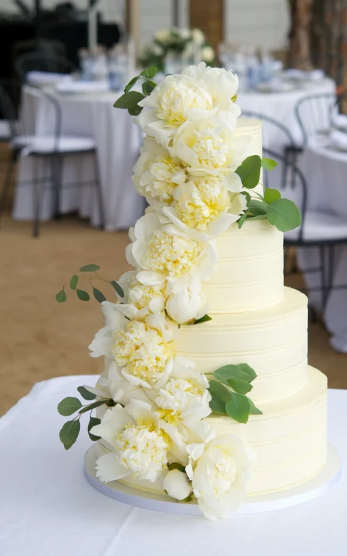 luxury wedding cake barcelona