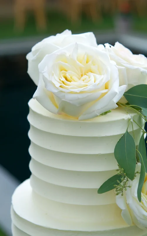 Roses and Comb Wedding Cake