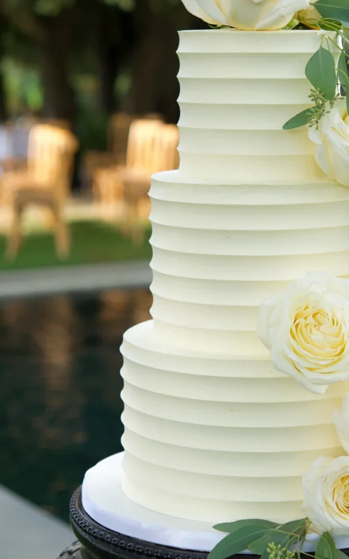 Roses and Comb Wedding Cake