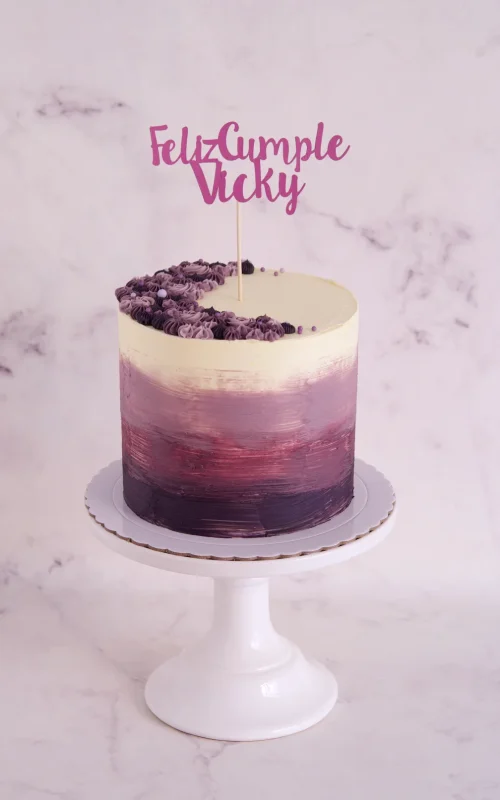 Rustic Lila Ombre Cake