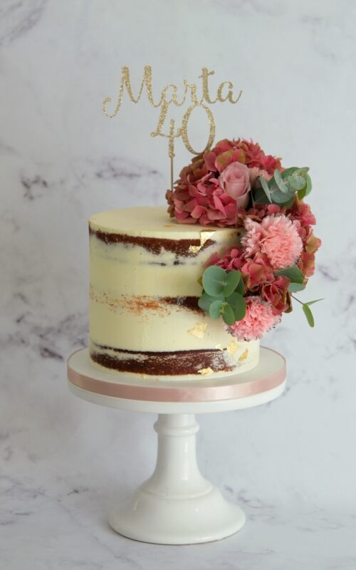Semi naked Birthday cake, tarta personalizada, tartas barcelona, red velvet, mericakes, pastel cumple, fresh flower cake