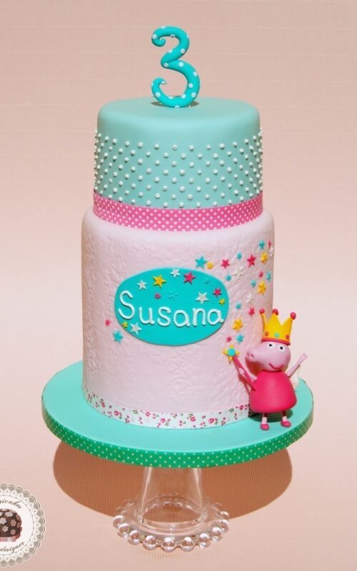 tarta-peppa-pig-fairy-hada-baby-cake-tartas-decoradas-tartas-barcelona-mericakes-fondant-polks-dots-devils-food-sugarcraft-cake-designer