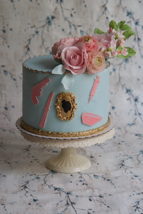 Tarta suburbio y prejuicio, Jane Austen cake, tarta rococo, fondant cake, mericakes, red velvet, tarta quinqui, sugarflowers cake, tartas personalizadas, pastel Orgullo y prejuicio, 1