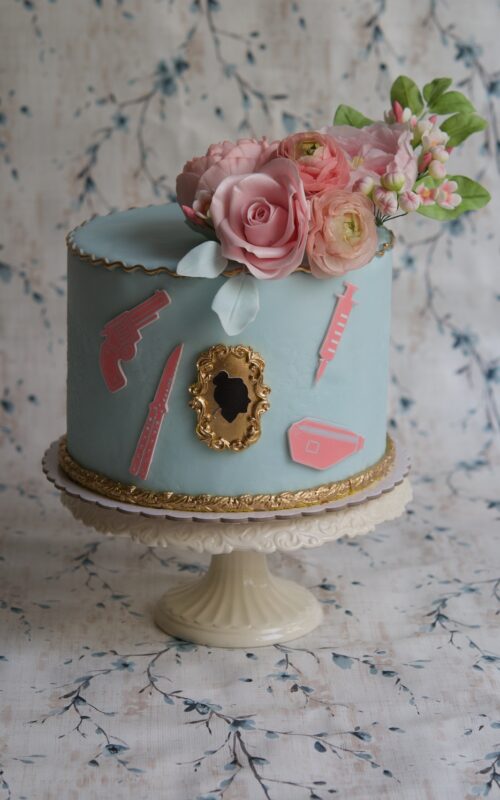 Tarta suburbio y prejuicio, Jane Austen cake, tarta rococo, fondant cake, mericakes, red velvet, tarta quinqui, sugarflowers cake, tartas personalizadas, pastel Orgullo y prejuicio, 1