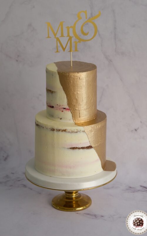 Wedding gold cream cake