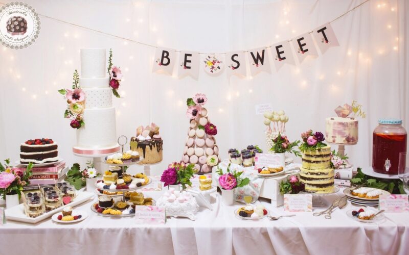 curso-mesas-dulces-mericakes-barcelona-pasteleria-clase-privada-sugarcraft-dessert-table-sweet-table-reposteria-creativa-eclairs-macarons-meringue-kisses-naked-cake-drip-cake-wedding-ca